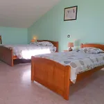 Nyaraló En Pierres Avec Poele Et Animaux Admis - Fr-1-653-79 *