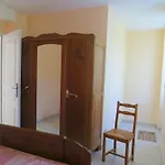 En Pierres Avec Poele Et Animaux Admis - Fr-1-653-79 *