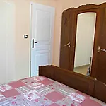 En Pierres Avec Poele Et Animaux Admis - Fr-1-653-79 * Asnières-sur-Nouère