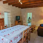 En Pierres Avec Poele Et Animaux Admis - Fr-1-653-79 Nyaraló *