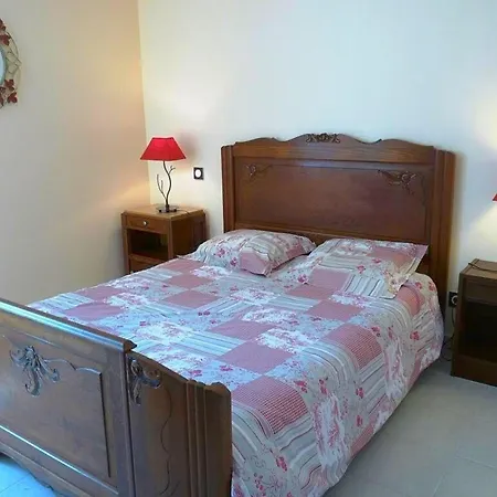 Prázdninový dům En Pierres Avec Poele Et Animaux Admis - Fr-1-653-79